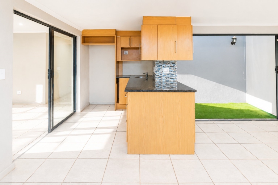 3 Bedroom Property for Sale in Magalies Golf Estate North West